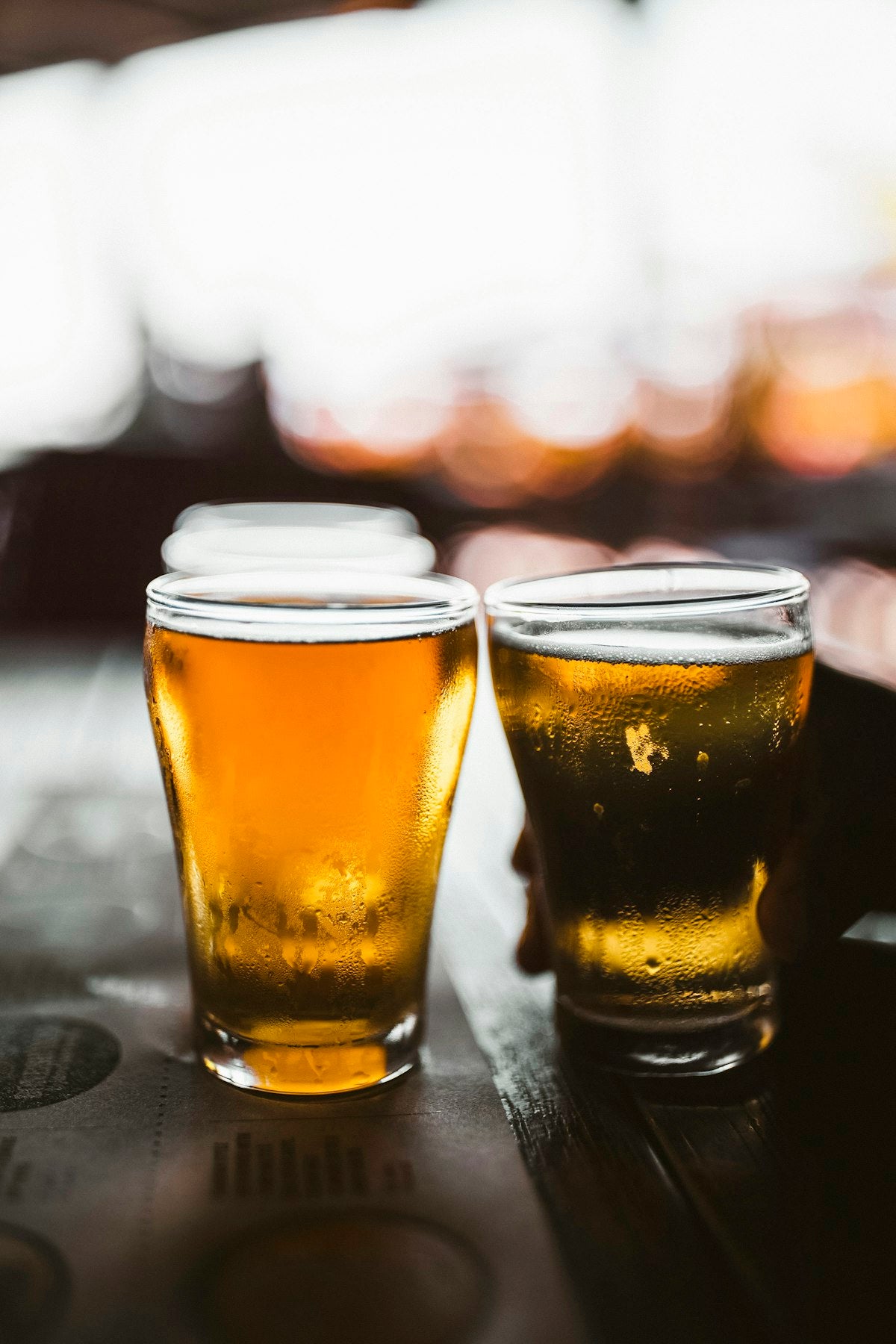 クラフトビールの種類と選び方｜OEMで人気の定番スタイル7選