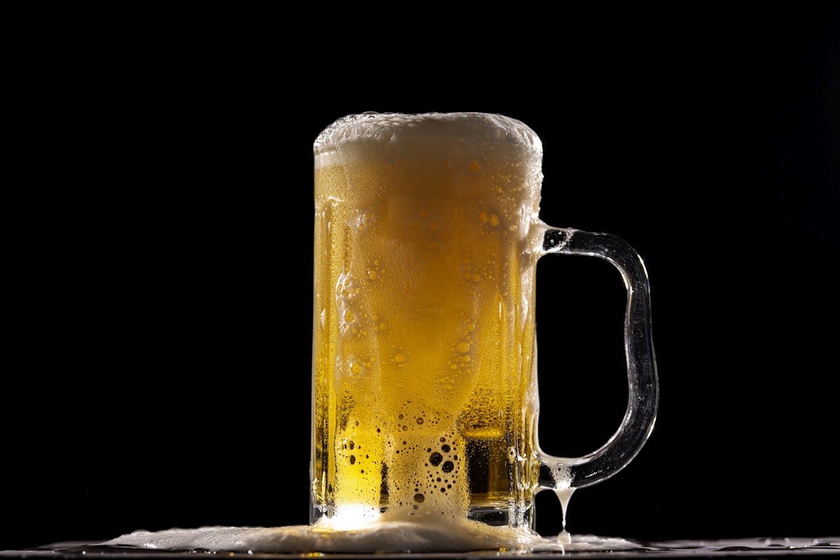 クラフトビールの作り方｜原料選びから瓶詰めまでの全工程
